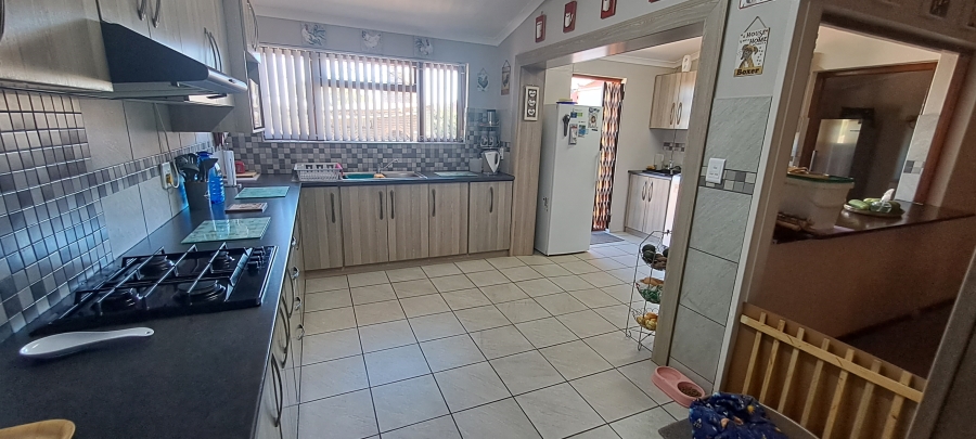 3 Bedroom Property for Sale in Vredenburg Western Cape